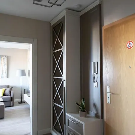 Apartment Luxuswohnung Mit Tiefgarage In Nähe Messe-bmw-porsche-dhl-flughafen Leipzig