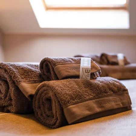 דירה Deluxe Mit Tiefgarage In Naehe Messe-bmw-porsche-dhl-flughafen-flugzeugwerk Der Deutsche Aircraft