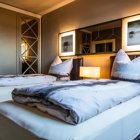 Deluxe Mit Tiefgarage In Naehe Messe-bmw-porsche-dhl-flughafen-flugzeugwerk Der Deutsche Aircraft Апартаменты Лейпциг