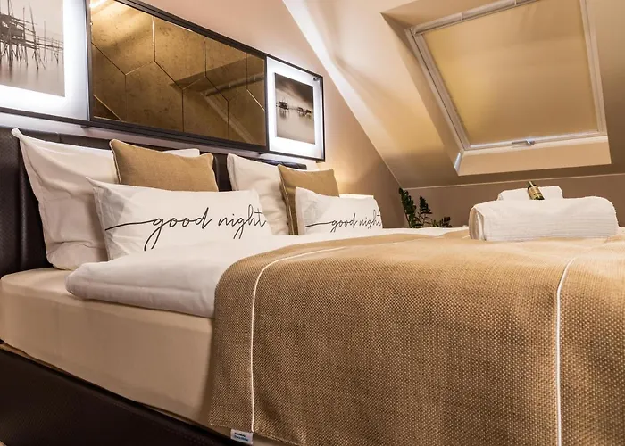 Deluxe Mit Tiefgarage In Nähe Messe-bmw-porsche-dhl-flughafen-flugzeugwerk Der Deutsche Aircraft Apartment