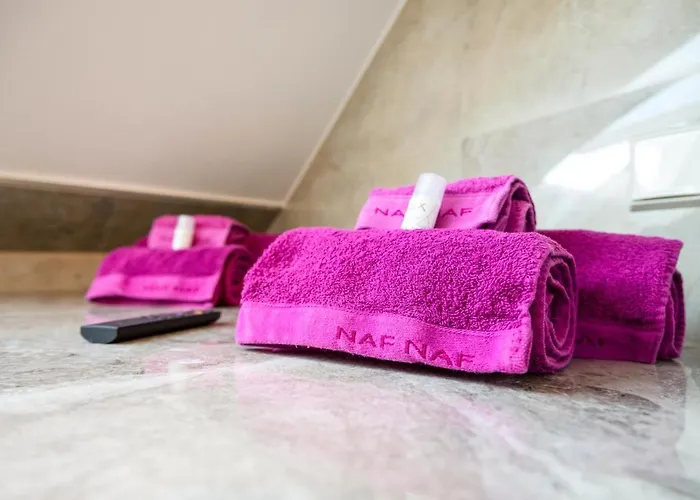 Deluxe Mit Tiefgarage In Nähe Messe-bmw-porsche-dhl-flughafen-flugzeugwerk Der Deutsche Aircraft Apartment *