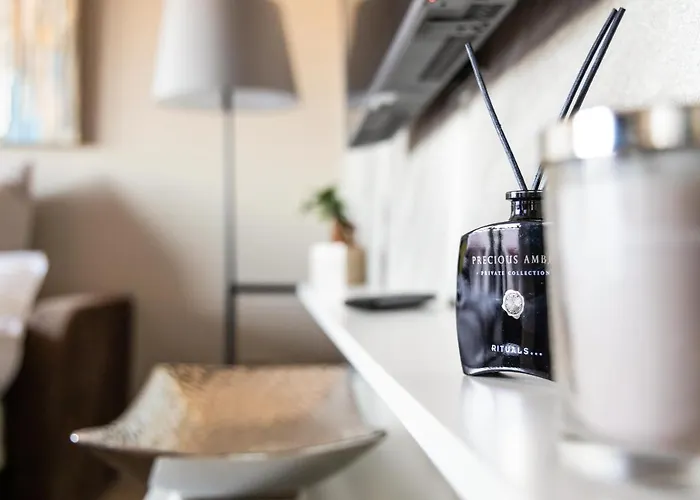 Apartment Deluxe Mit Tiefgarage In Nähe Messe-bmw-porsche-dhl-flughafen-flugzeugwerk Der Deutsche Aircraft